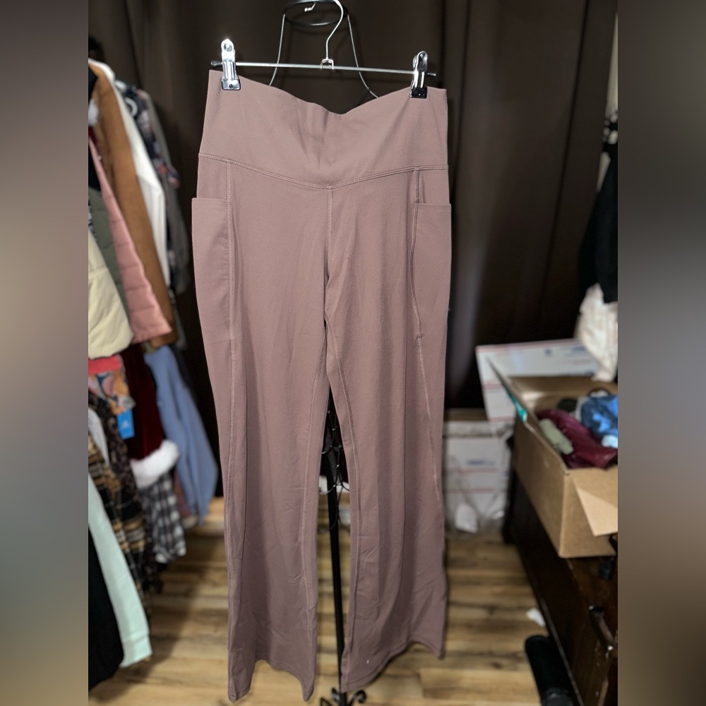 Member's Mark Flare Yoga Pant - Picture 5 of 5